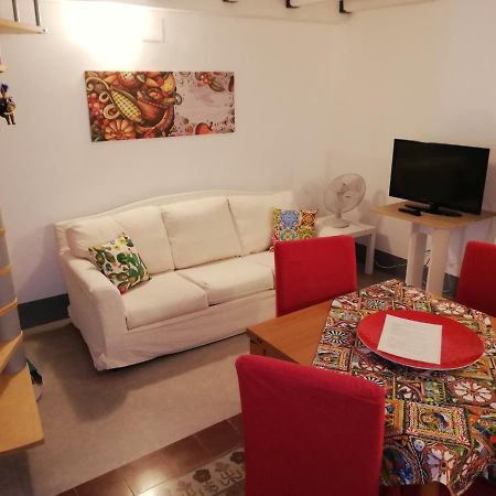 Il Posto Giusto Station Rooms Palermo Buitenkant foto