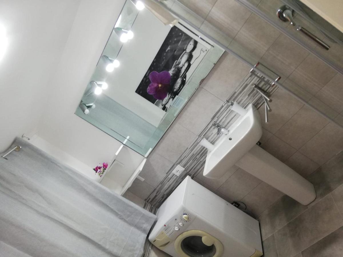 Il Posto Giusto Station Rooms Palermo Buitenkant foto